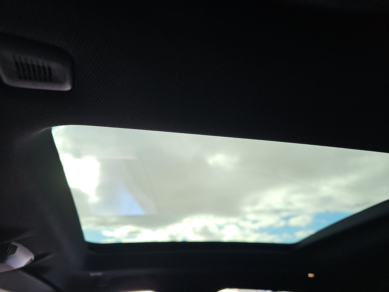 2025 BMW X2 xDrive28i AWD