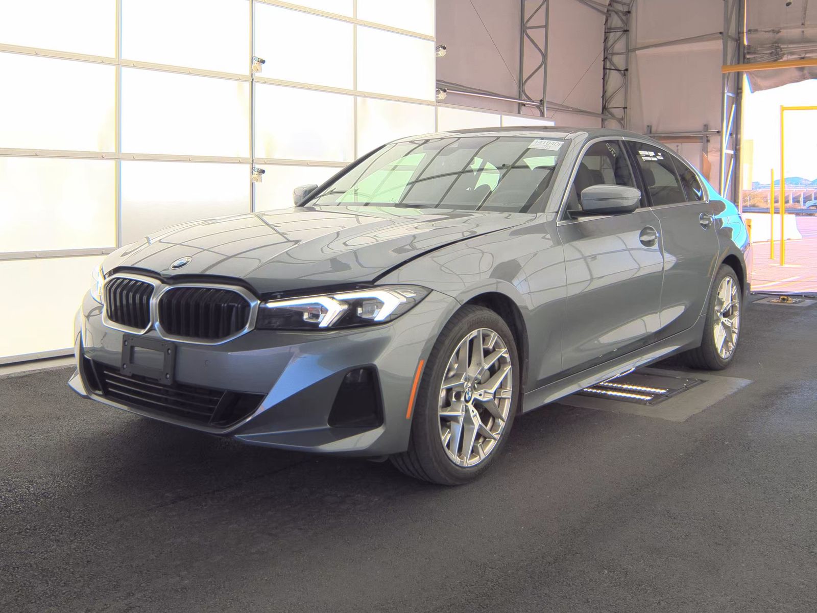 2025 BMW 3 Series 330i xDrive AWD