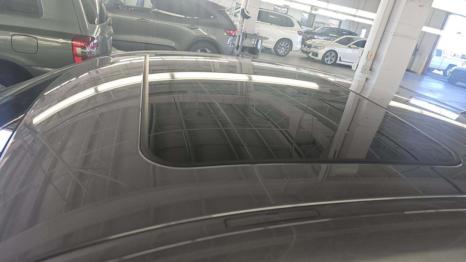 2025 BMW 3 Series 330i xDrive AWD