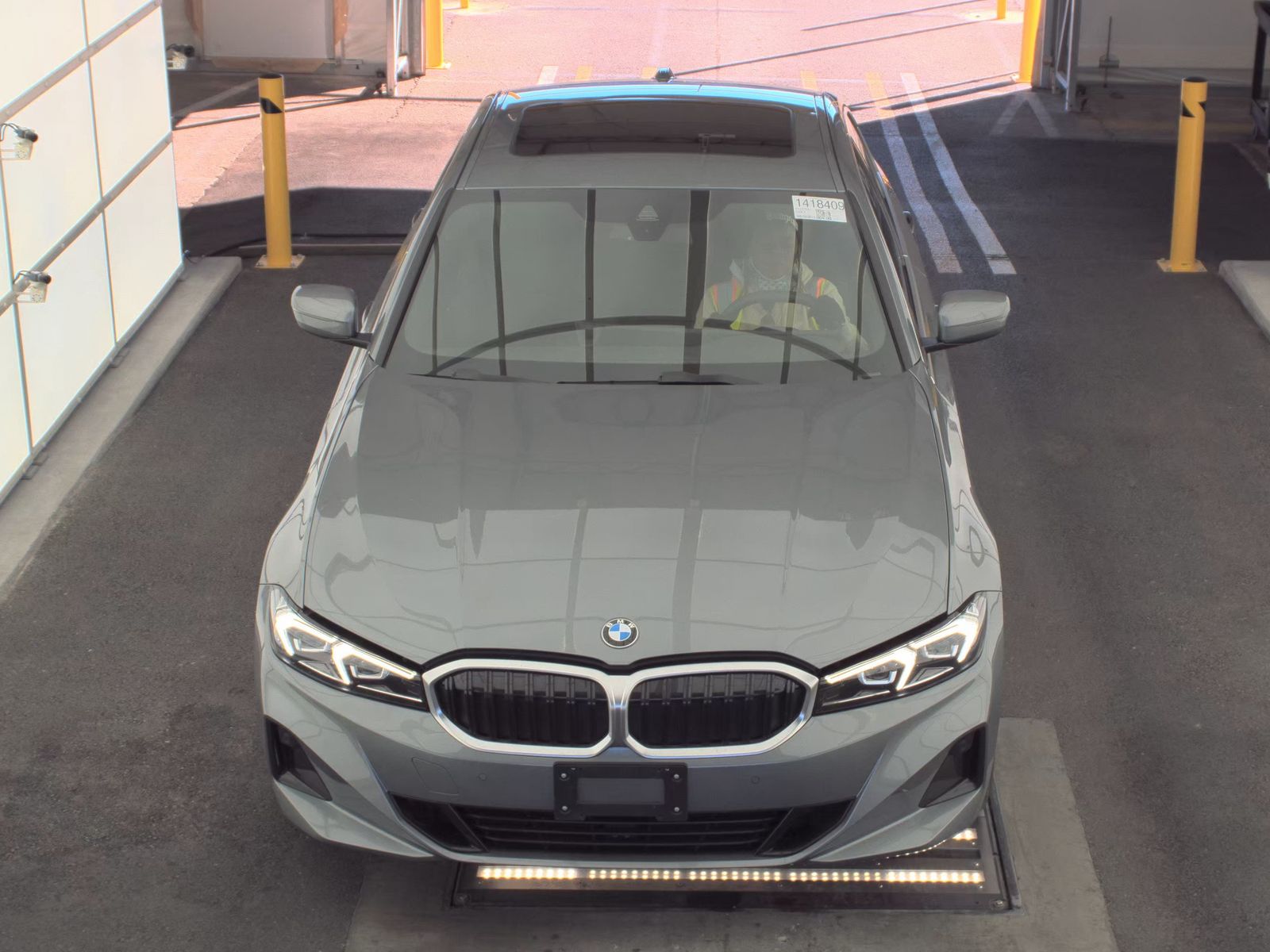 2025 BMW 3 Series 330i xDrive AWD
