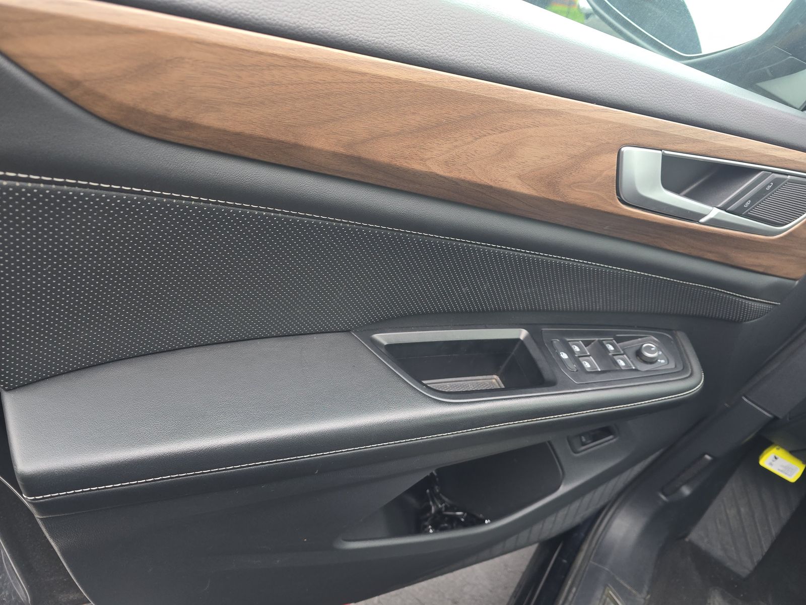 2024 Volkswagen Atlas 2.0T SE AWD