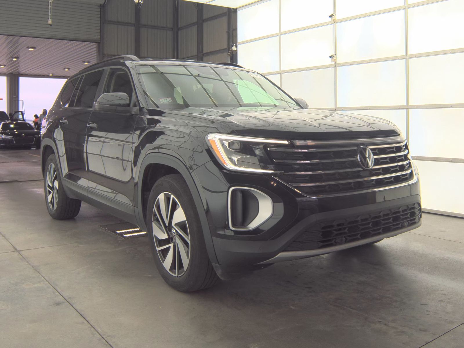 2024 Volkswagen Atlas 2.0T SE AWD