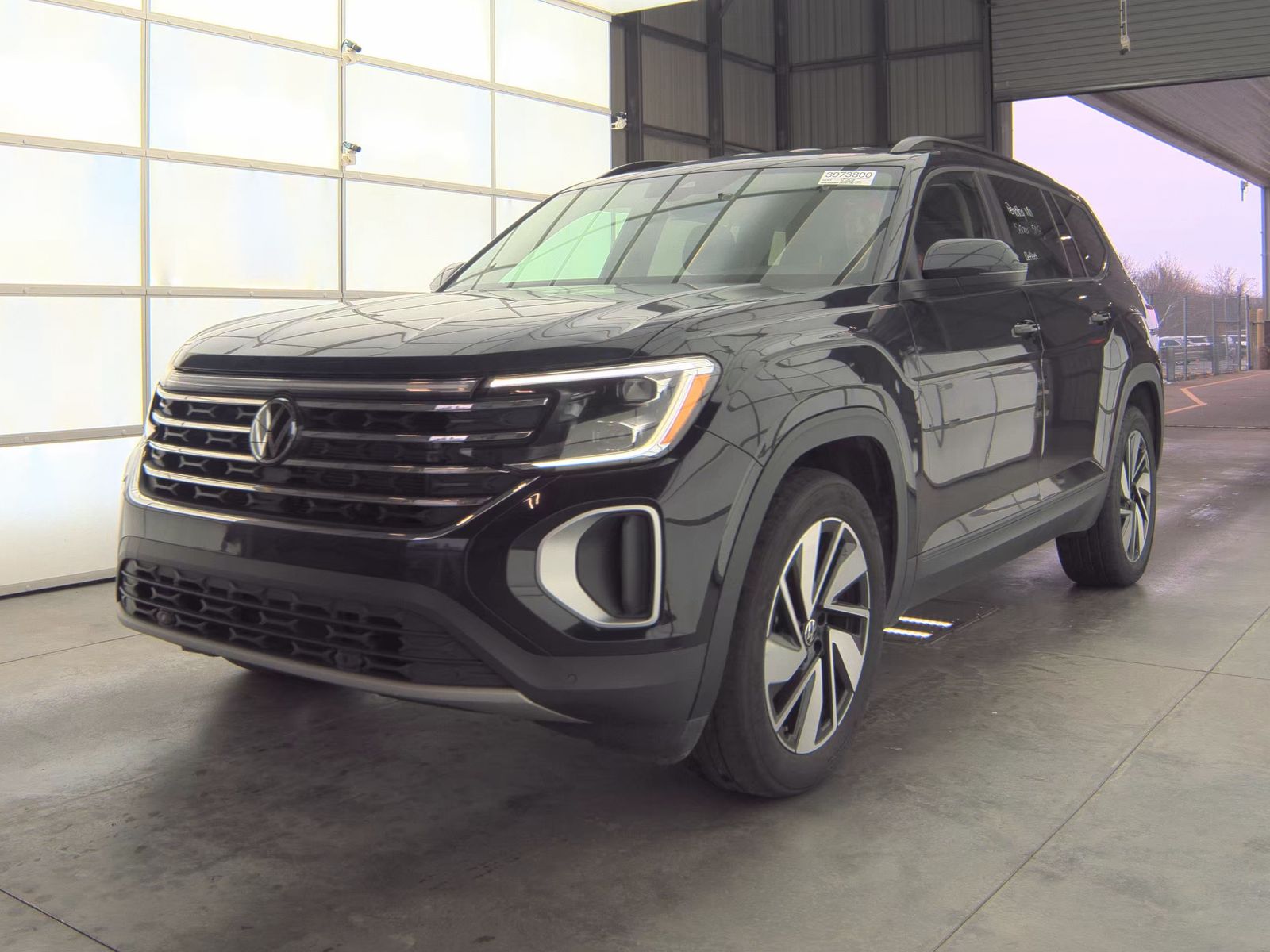 2024 Volkswagen Atlas 2.0T SE AWD