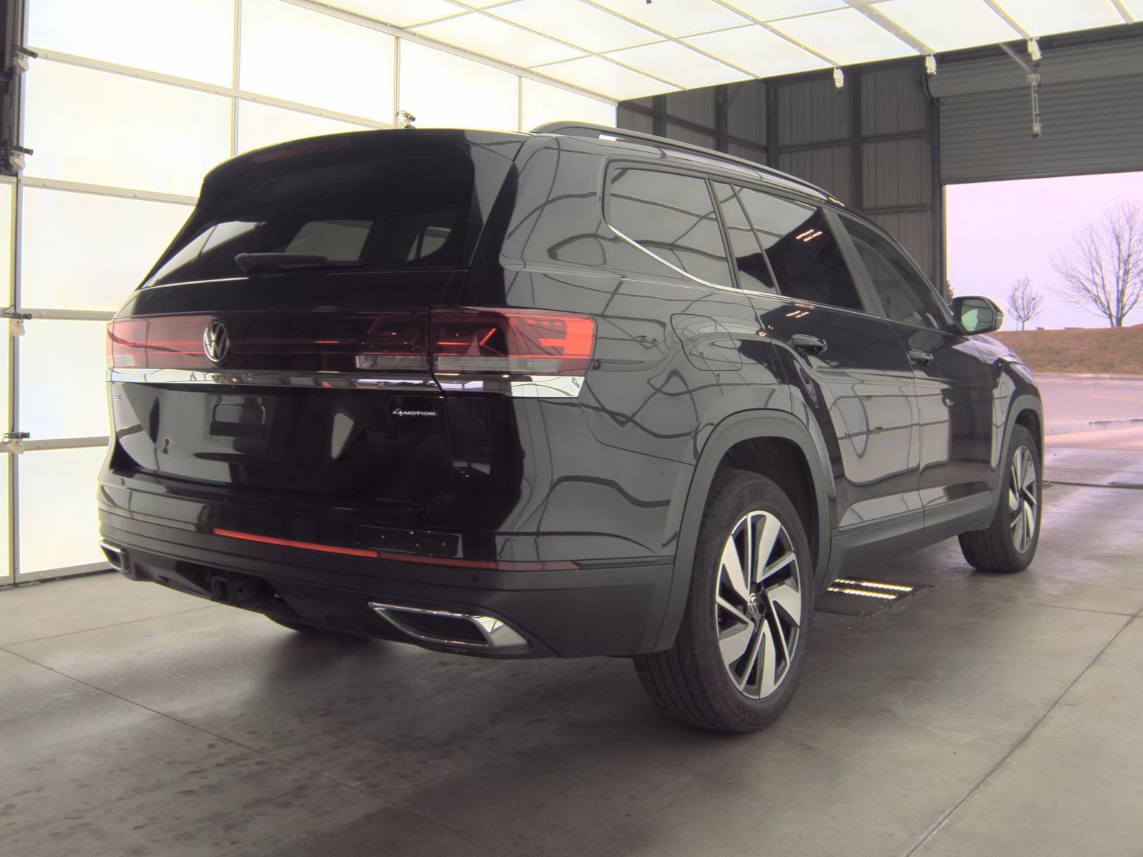 2024 Volkswagen Atlas 2.0T SE AWD