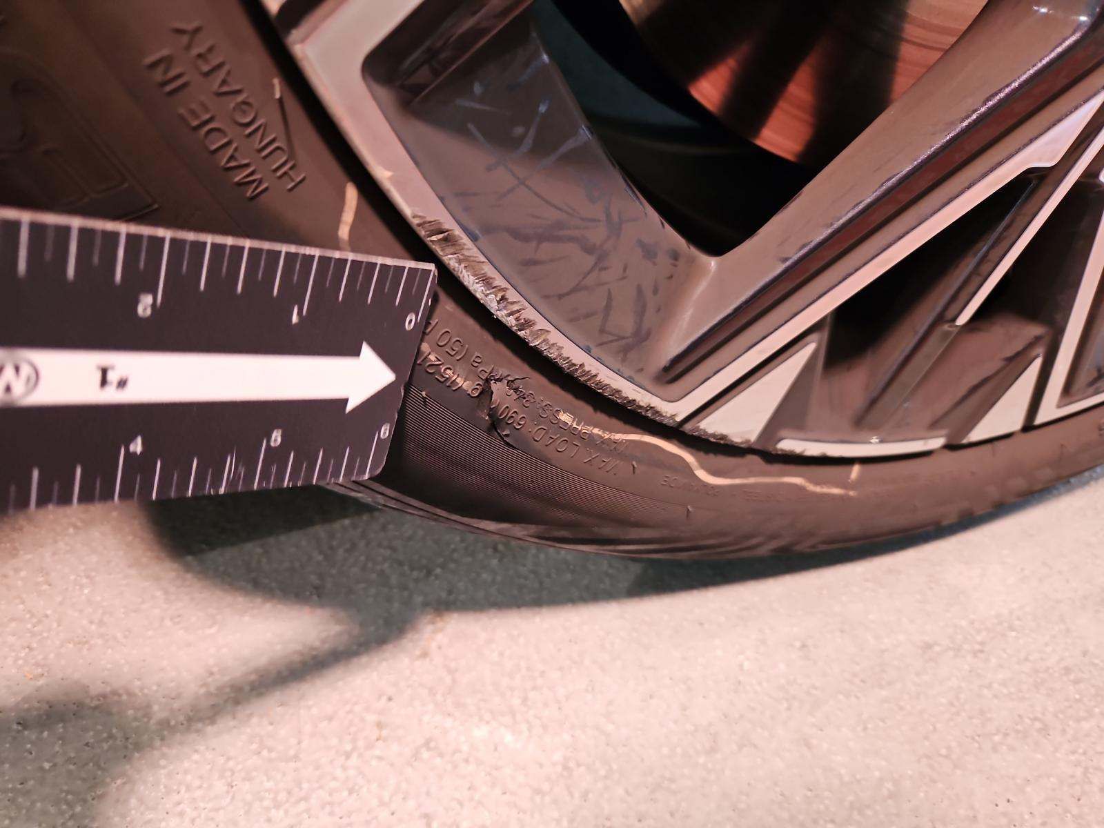 2025 BMW 2 Series 228i xDrive AWD