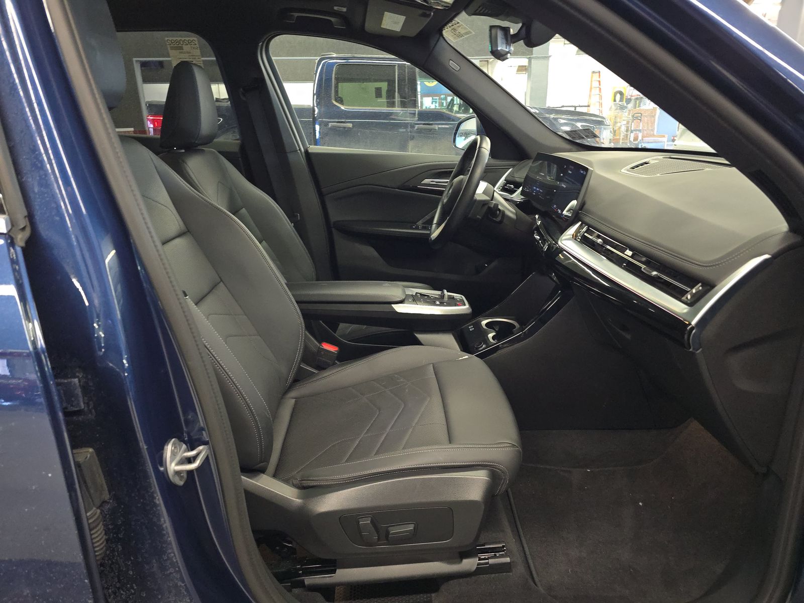 2025 BMW X1 xDrive28i AWD