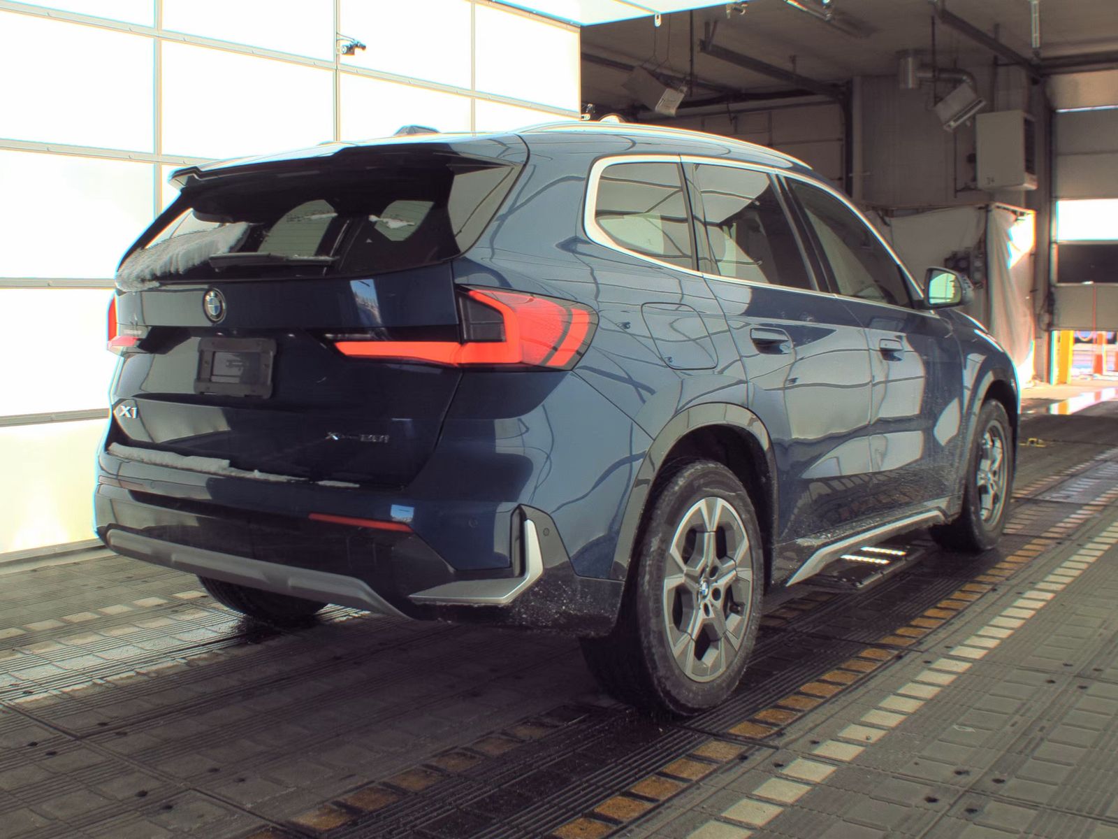 2025 BMW X1 xDrive28i AWD