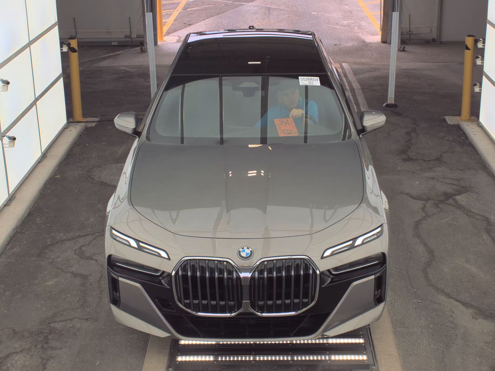 2025 BMW 7 Series 740i RWD