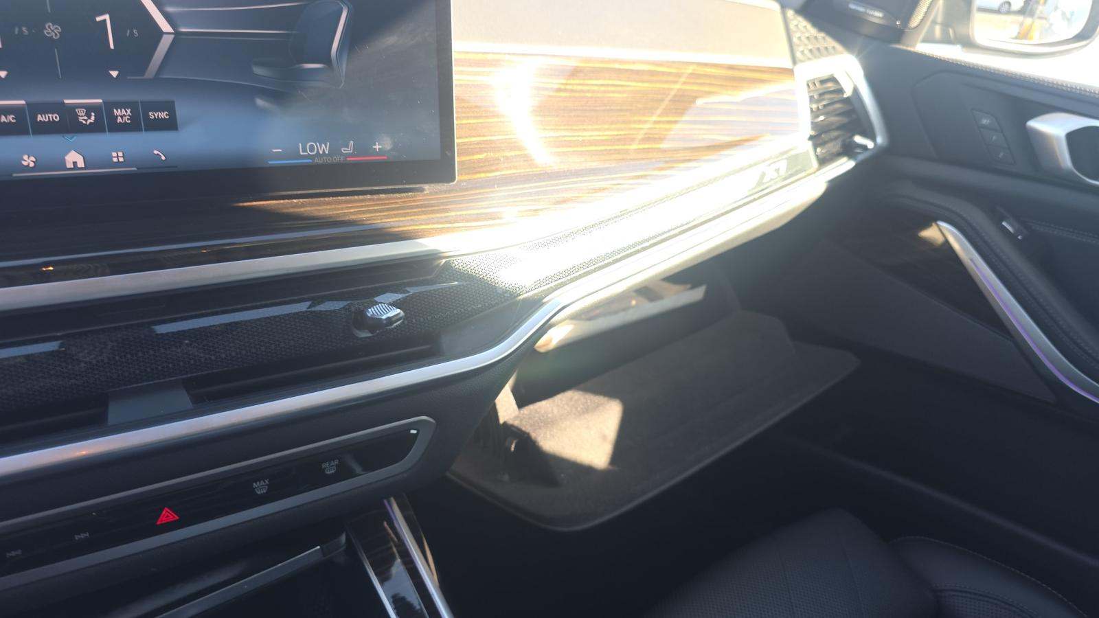 2024 BMW X7 xDrive40i AWD