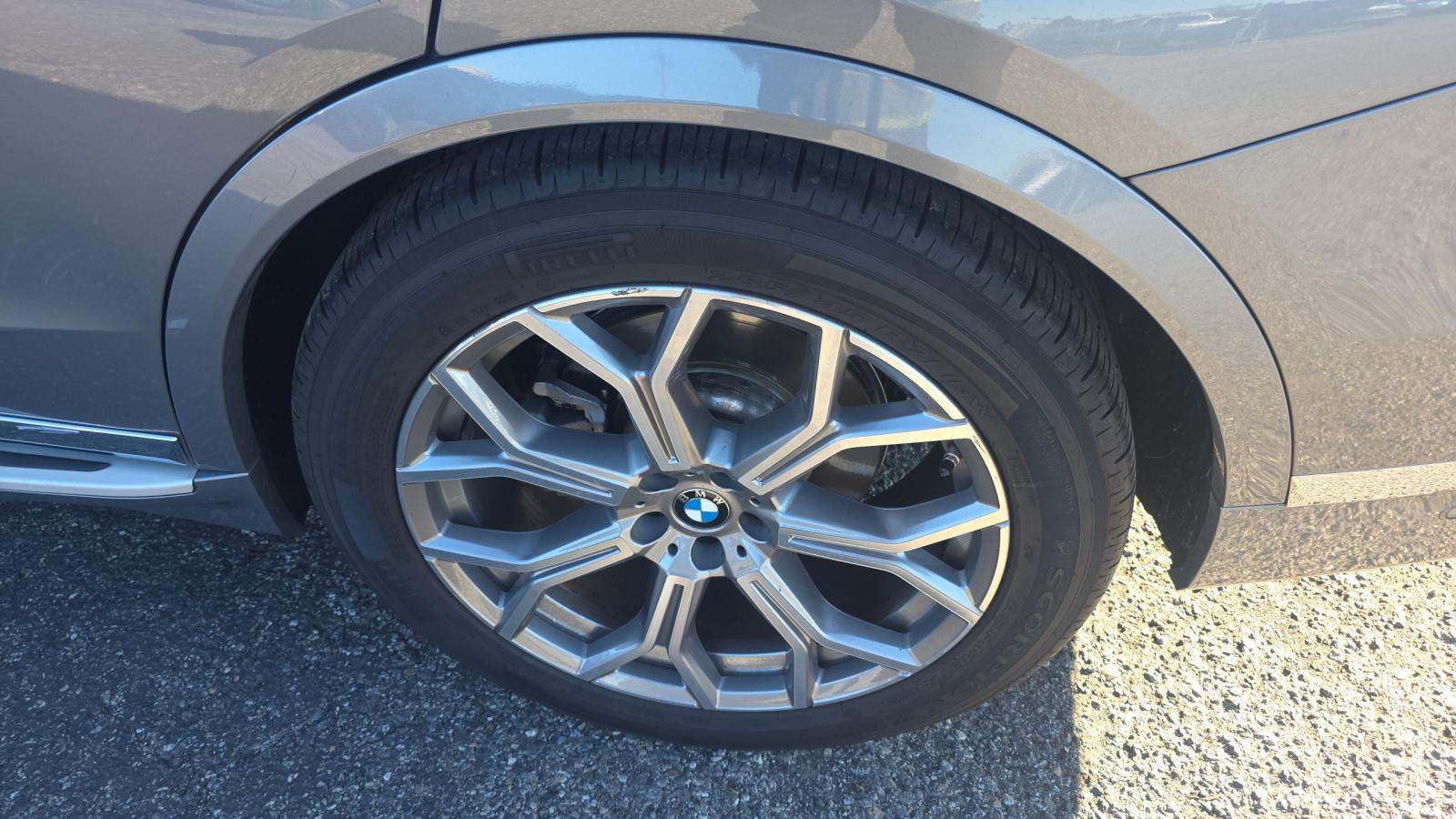 2024 BMW X7 xDrive40i AWD