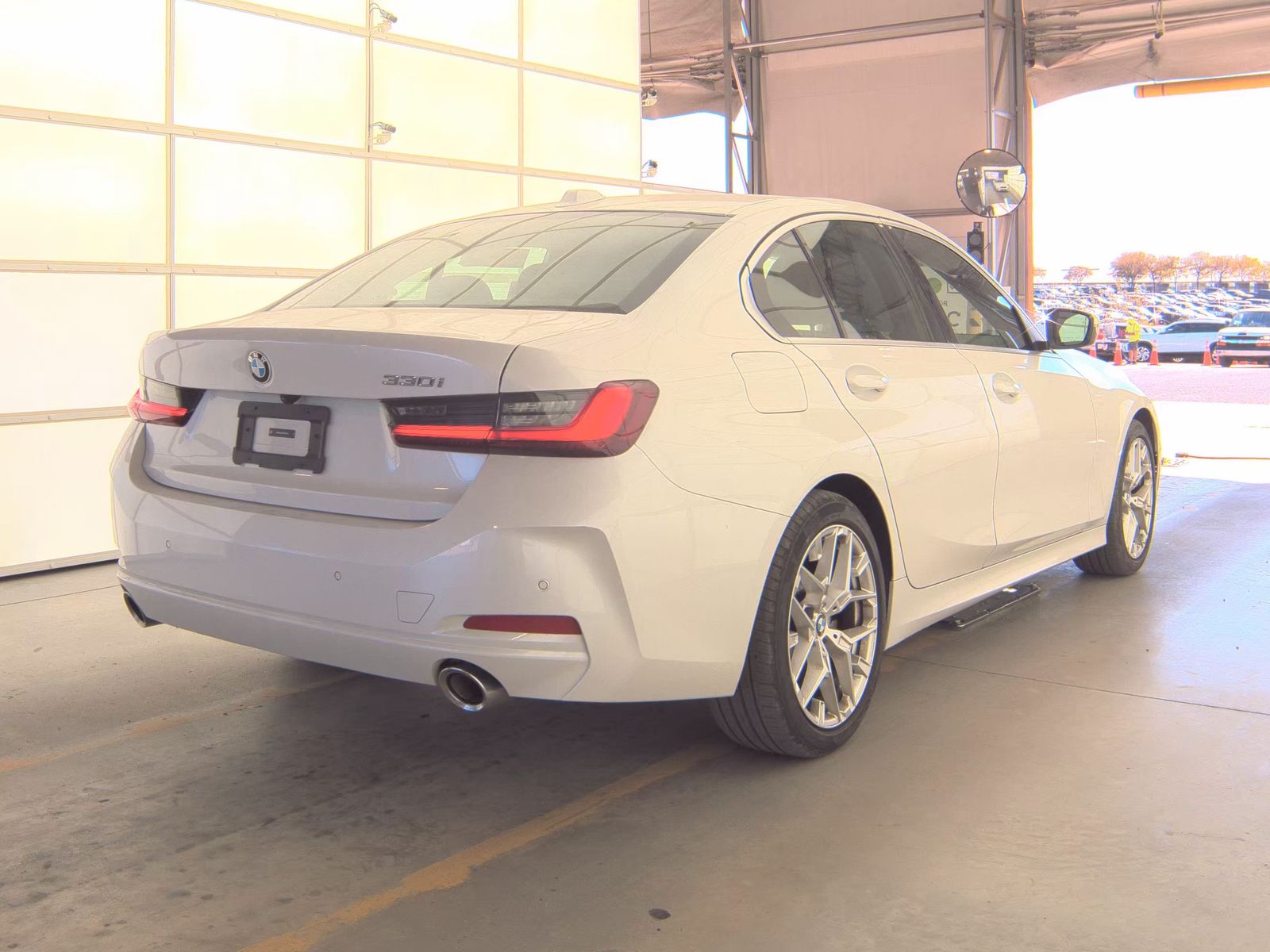 2025 BMW 3 Series 330i RWD