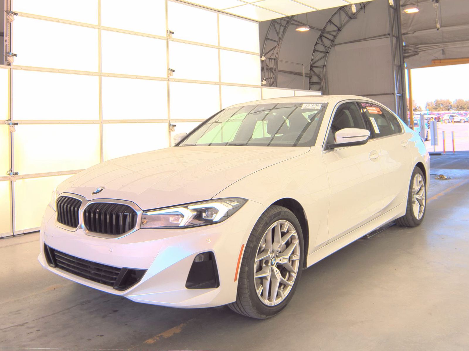 2025 BMW 3 Series 330i RWD