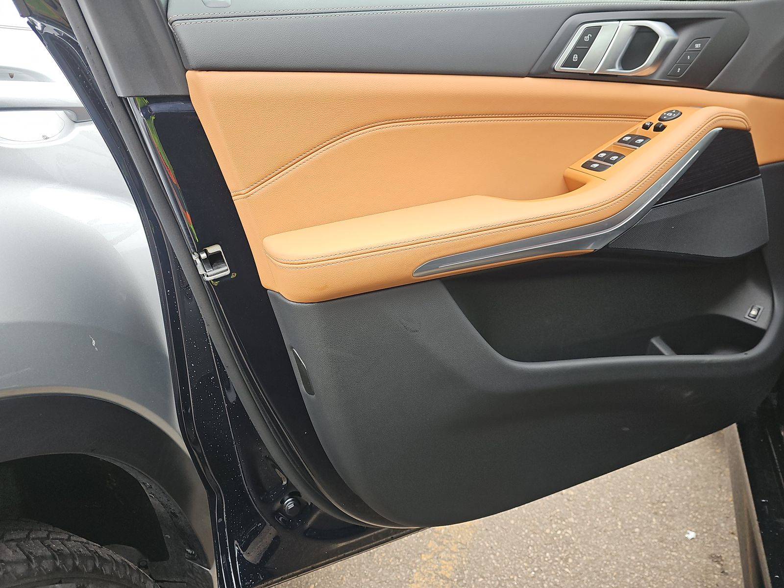 2025 BMW X5 xDrive50e AWD