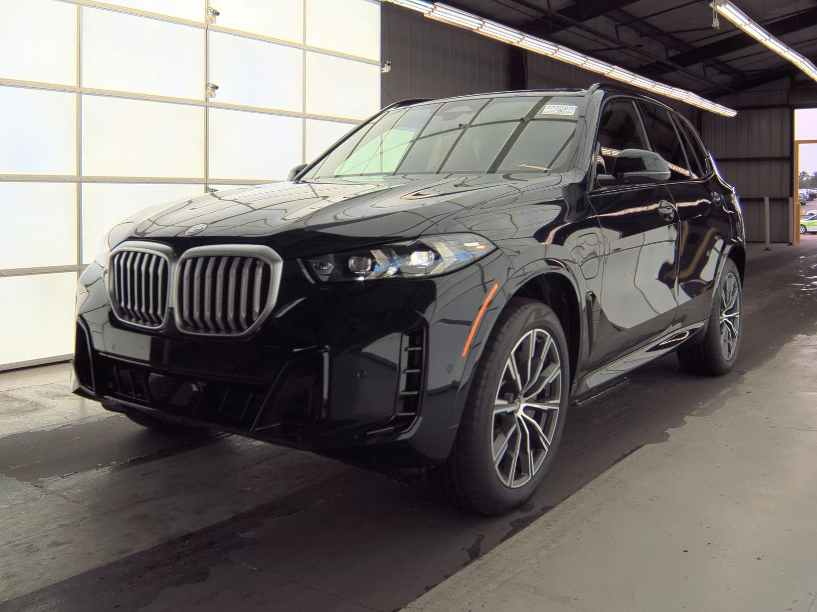 2025 BMW X5 xDrive50e AWD