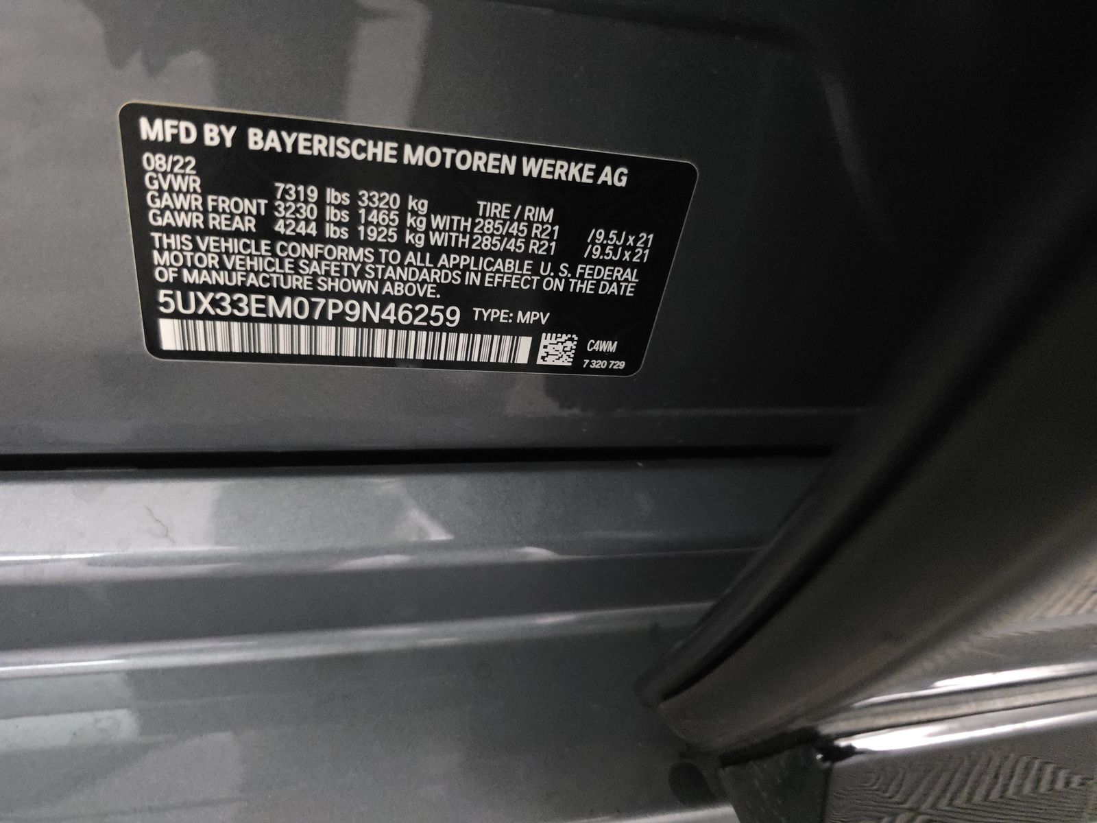 2023 BMW X7 M60i AWD