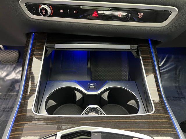 2025 BMW X7 xDrive40i AWD