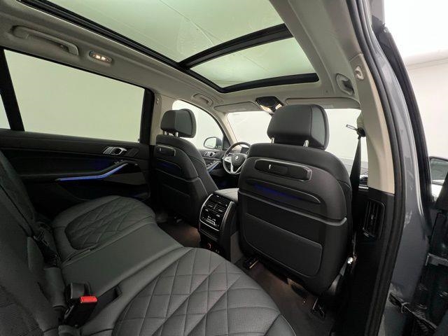 2025 BMW X7 xDrive40i AWD