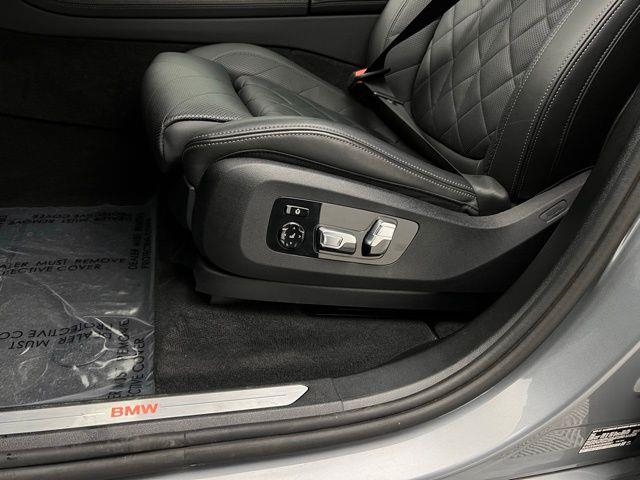 2025 BMW X7 xDrive40i AWD