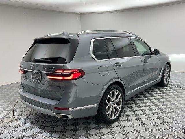 2025 BMW X7 xDrive40i AWD