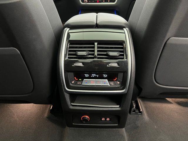 2025 BMW X7 xDrive40i AWD