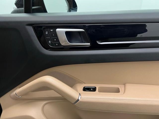 2022 Porsche Cayenne Base AWD