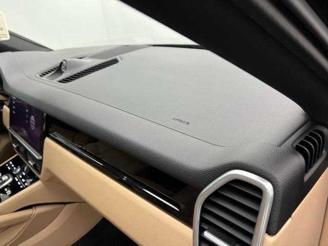 2022 Porsche Cayenne Base AWD