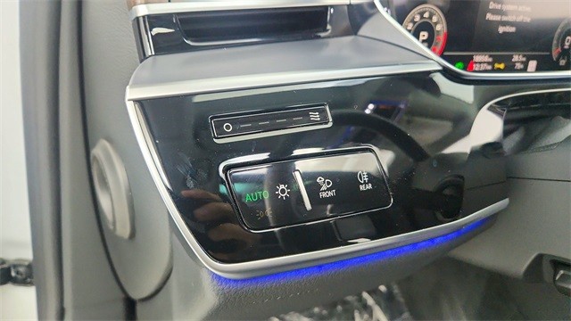 2022 Audi A8 Base AWD