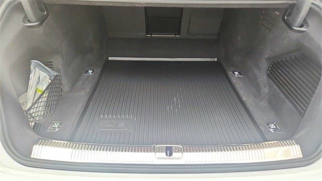 2022 Audi A8 Base AWD