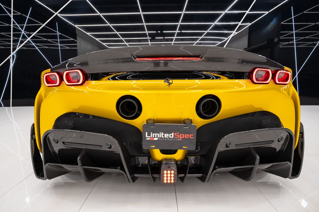 2022 Ferrari SF90 Spider Base AWD