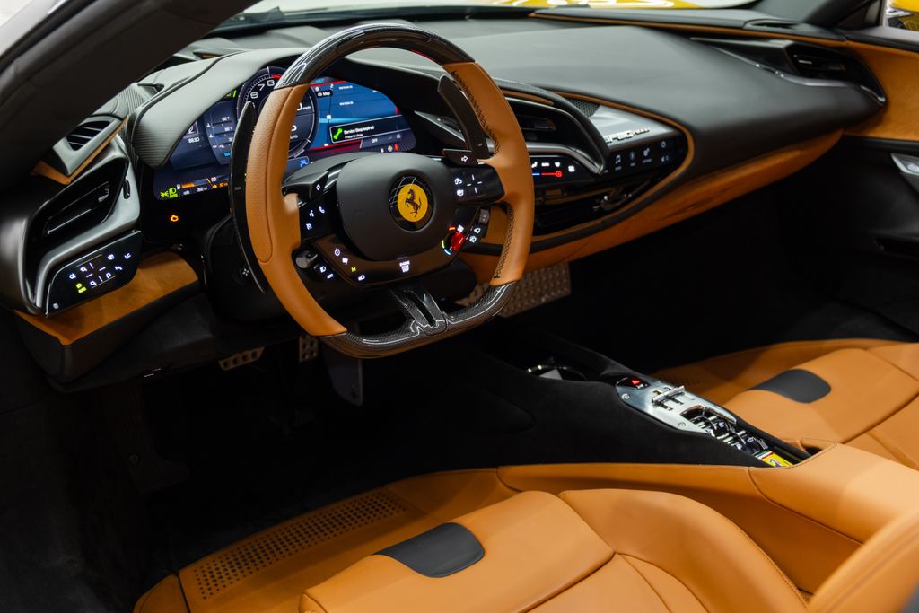 2022 Ferrari SF90 Spider Base AWD