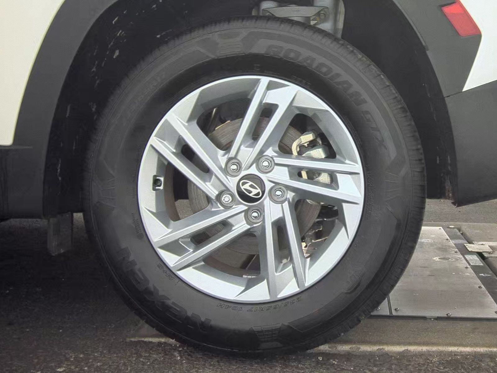 2025 Hyundai Tucson SE FWD