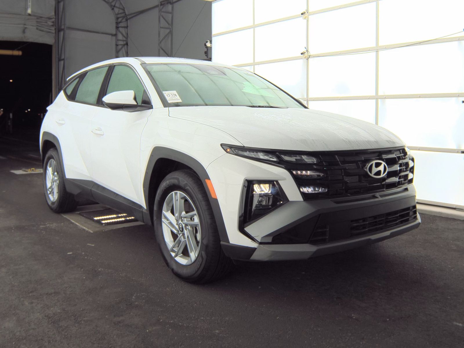 2025 Hyundai Tucson SE FWD