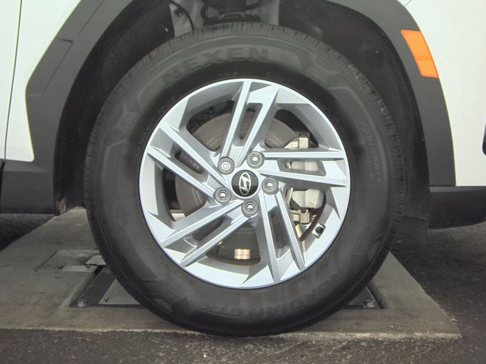 2025 Hyundai Tucson SE FWD