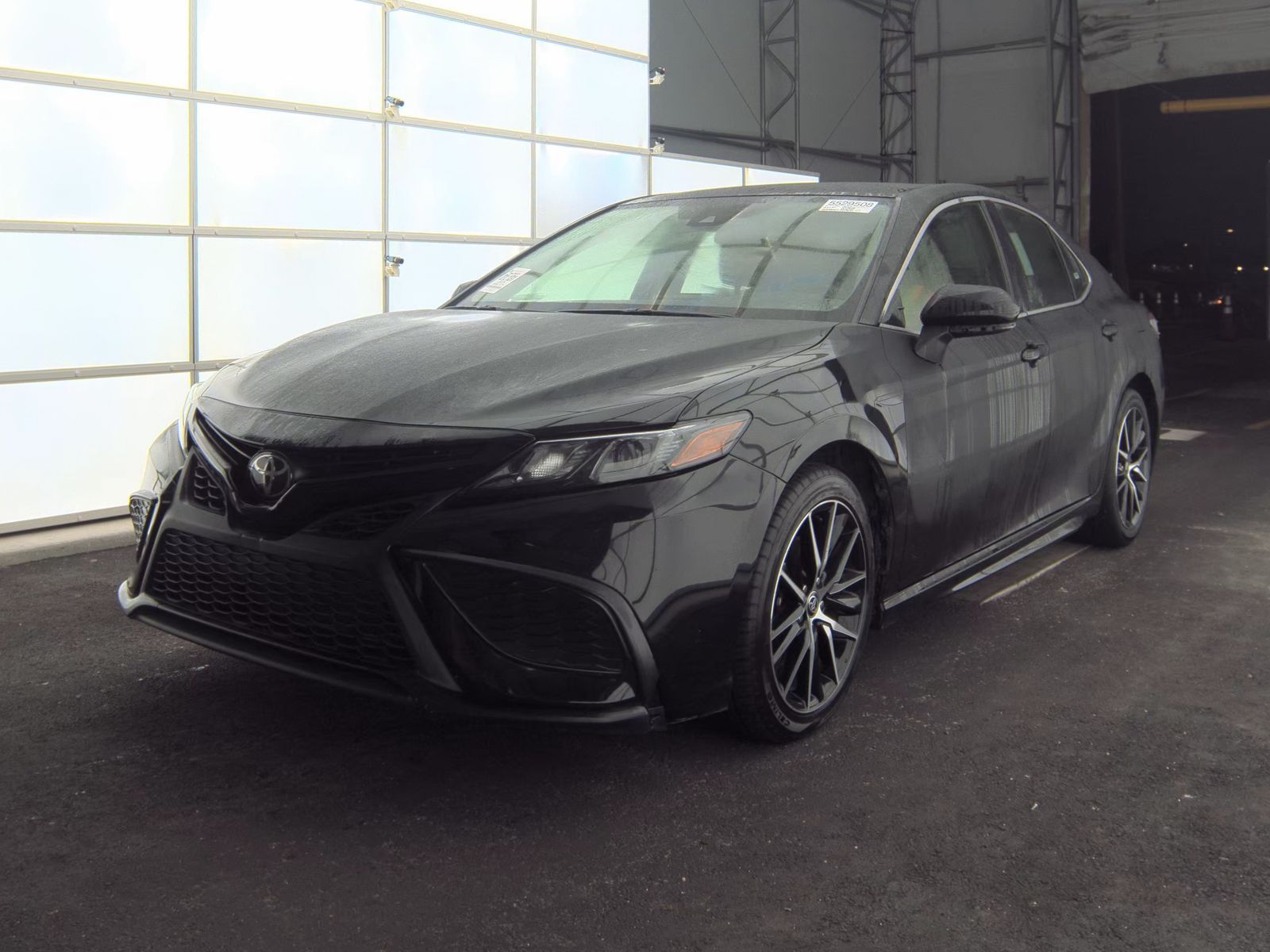 2024 Toyota Camry SE FWD