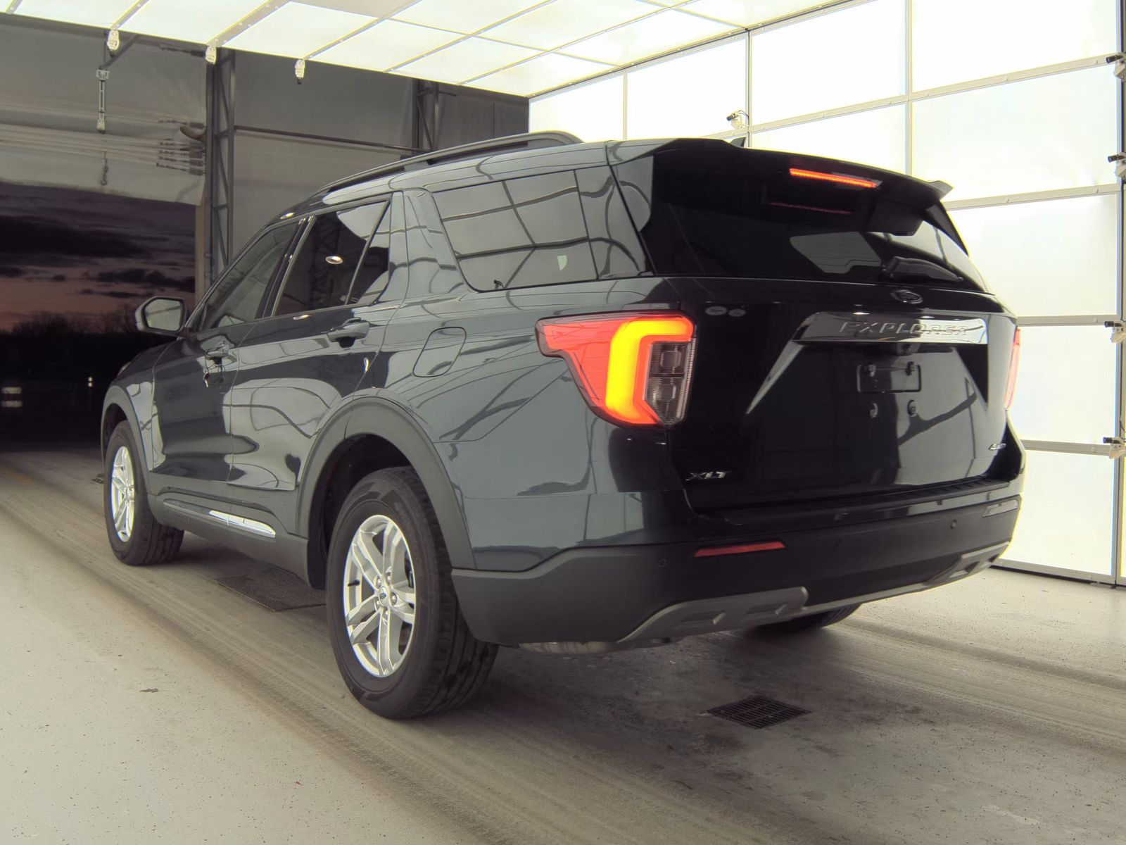 2022 Ford Explorer XLT AWD