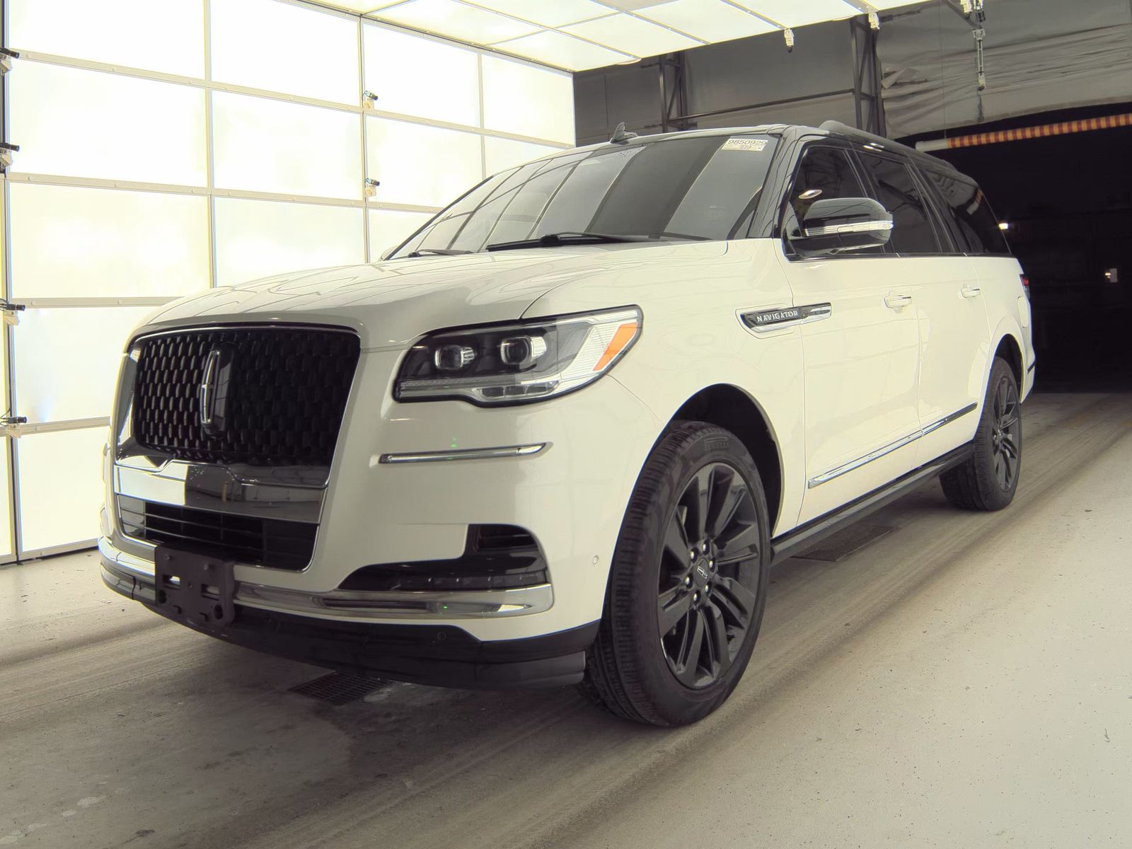 2022 Lincoln Navigator L Black Label AWD