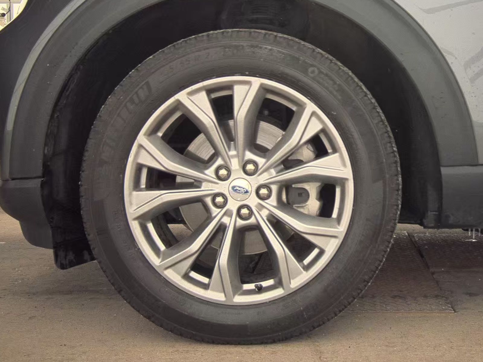 2022 Ford Explorer Limited AWD