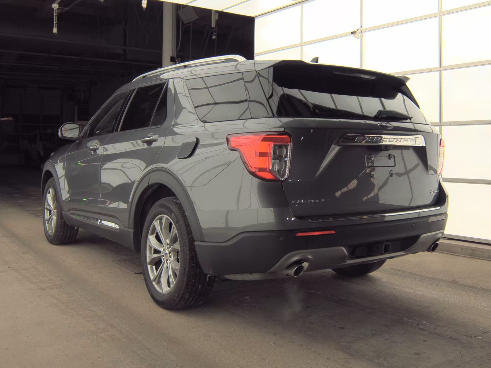 2022 Ford Explorer Limited AWD