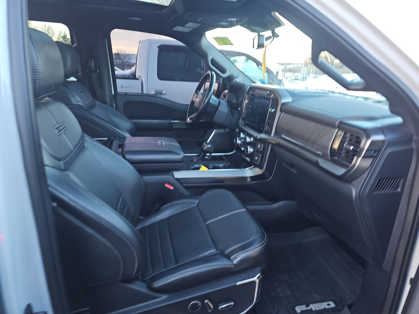 2023 Ford F-150 Hybrid Platinum AWD