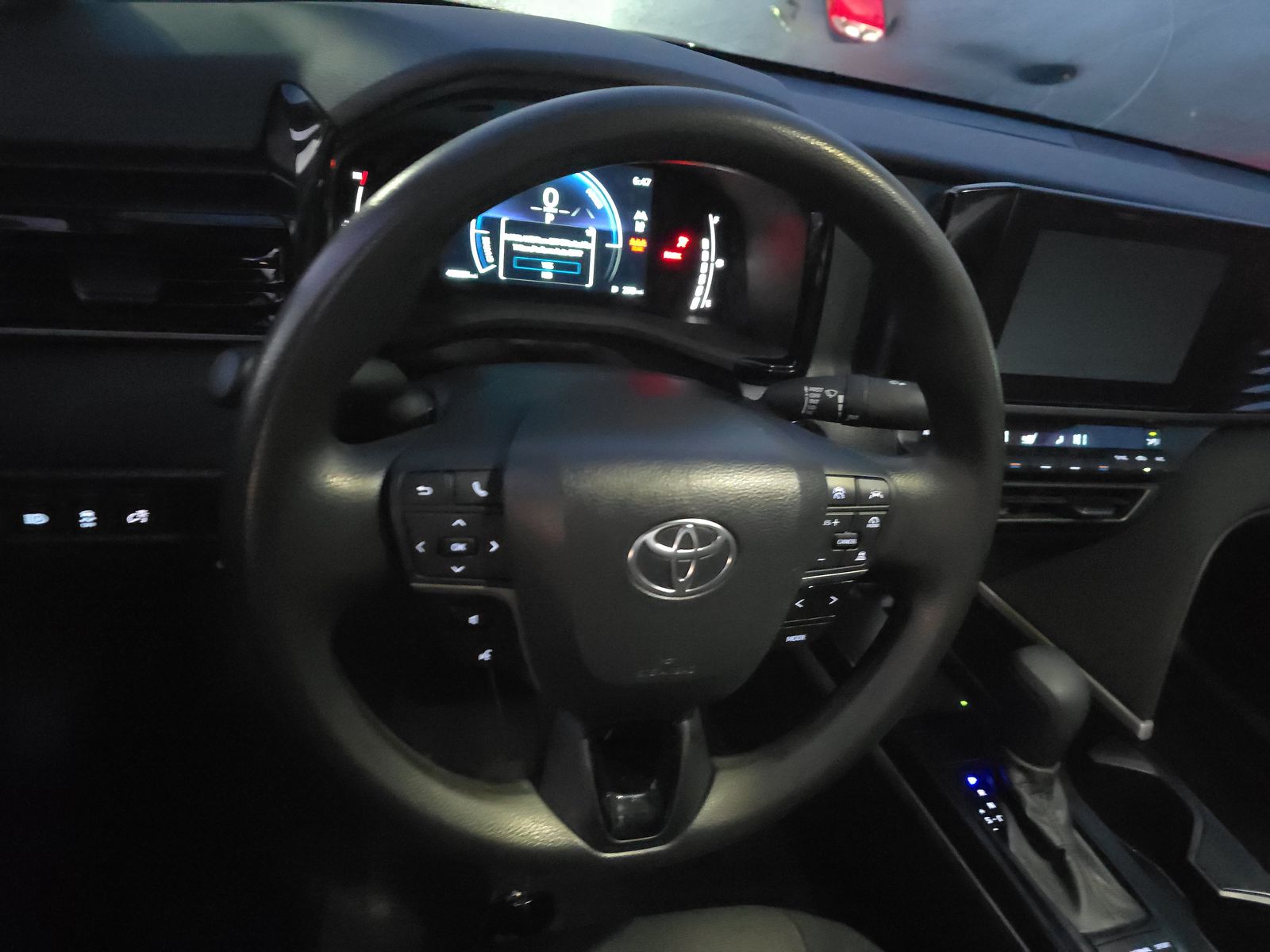 2025 Toyota Camry LE FWD