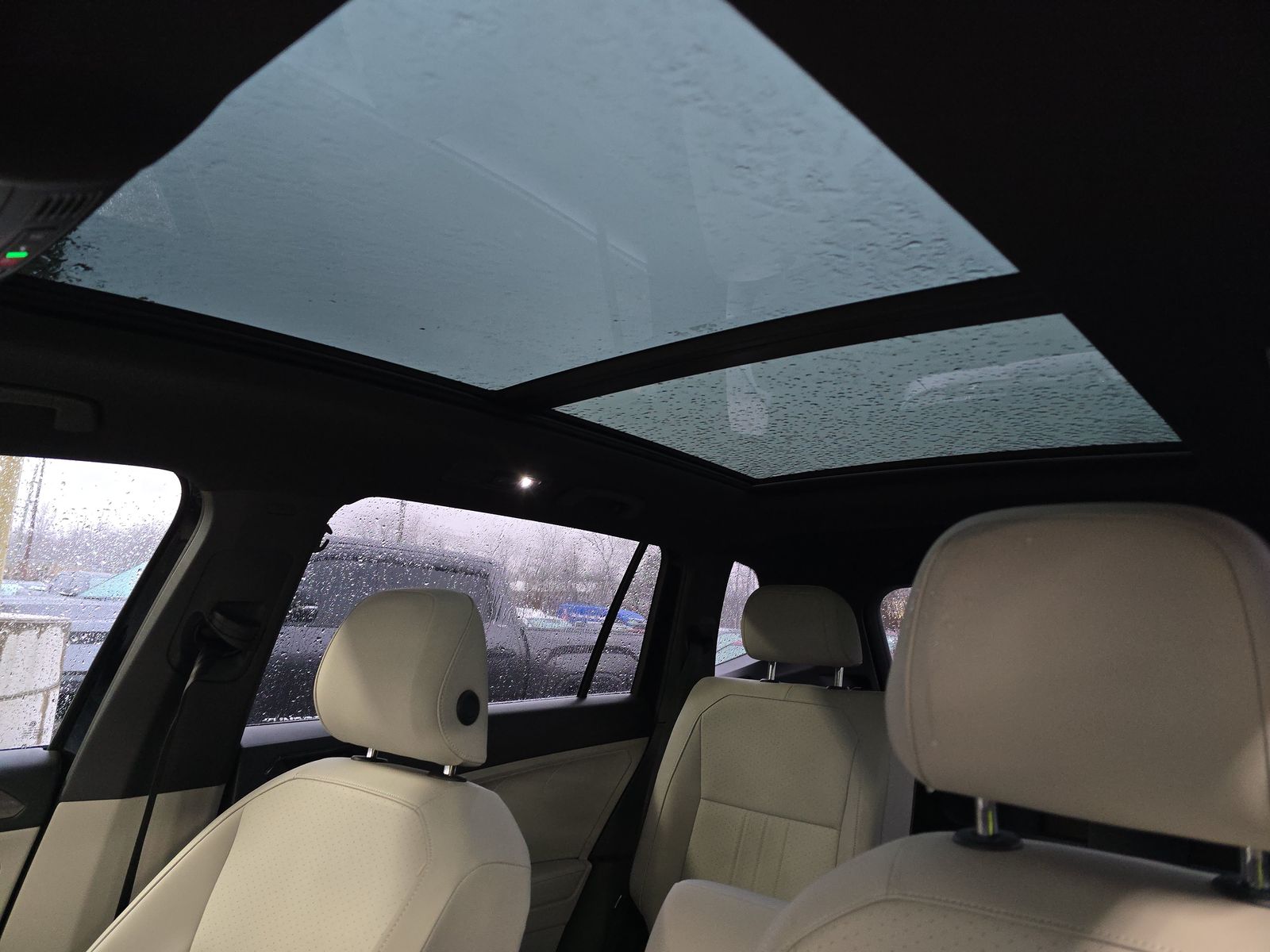 2022 Volkswagen Tiguan 2.0T SE R-Line Black AWD