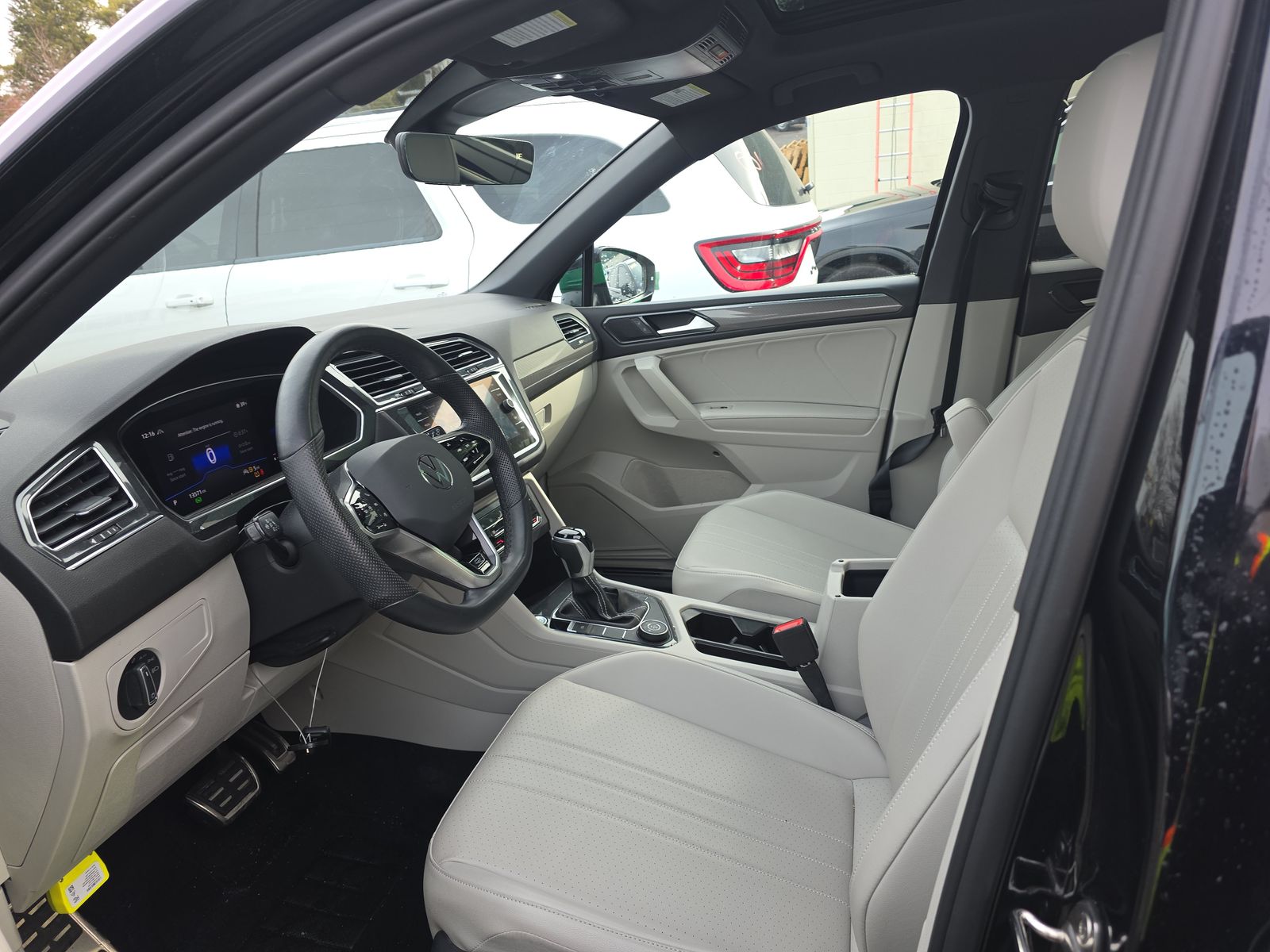 2022 Volkswagen Tiguan 2.0T SE R-Line Black AWD