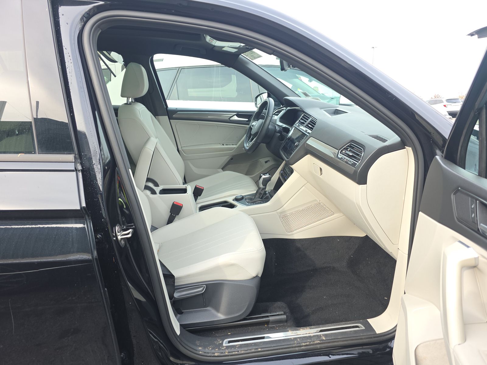 2022 Volkswagen Tiguan 2.0T SE R-Line Black AWD