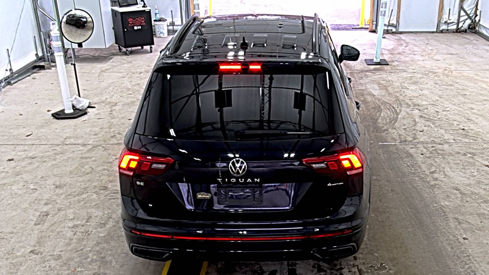 2022 Volkswagen Tiguan 2.0T SE R-Line Black AWD
