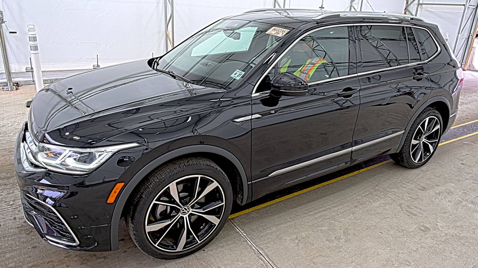 2022 Volkswagen Tiguan 2.0T SEL R-Line AWD