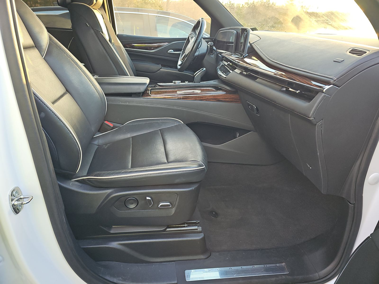 2023 Cadillac Escalade Premium Luxury AWD