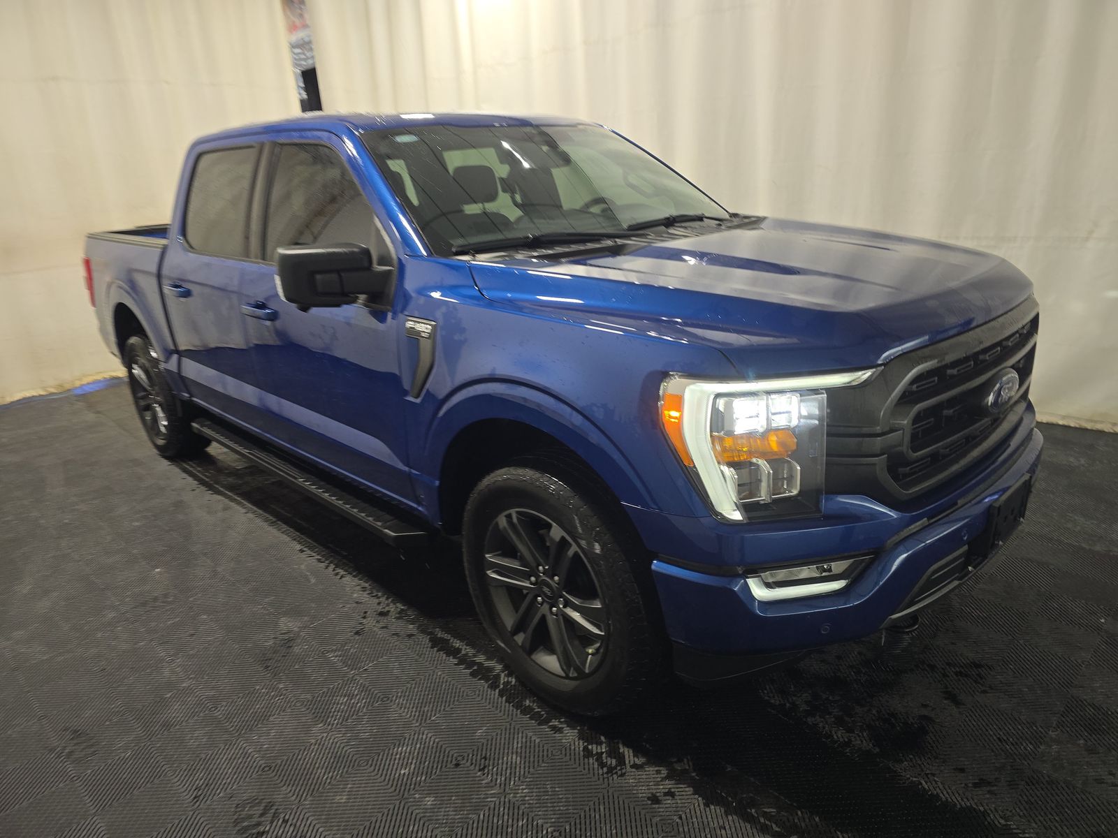 2023 Ford F-150 XLT AWD