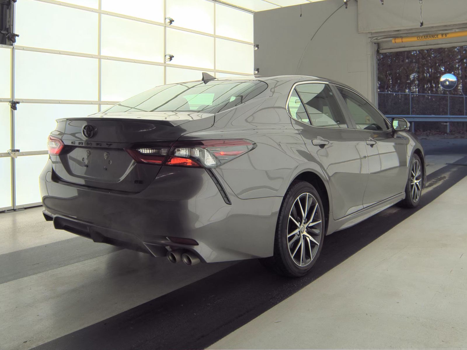 2024 Toyota Camry SE FWD