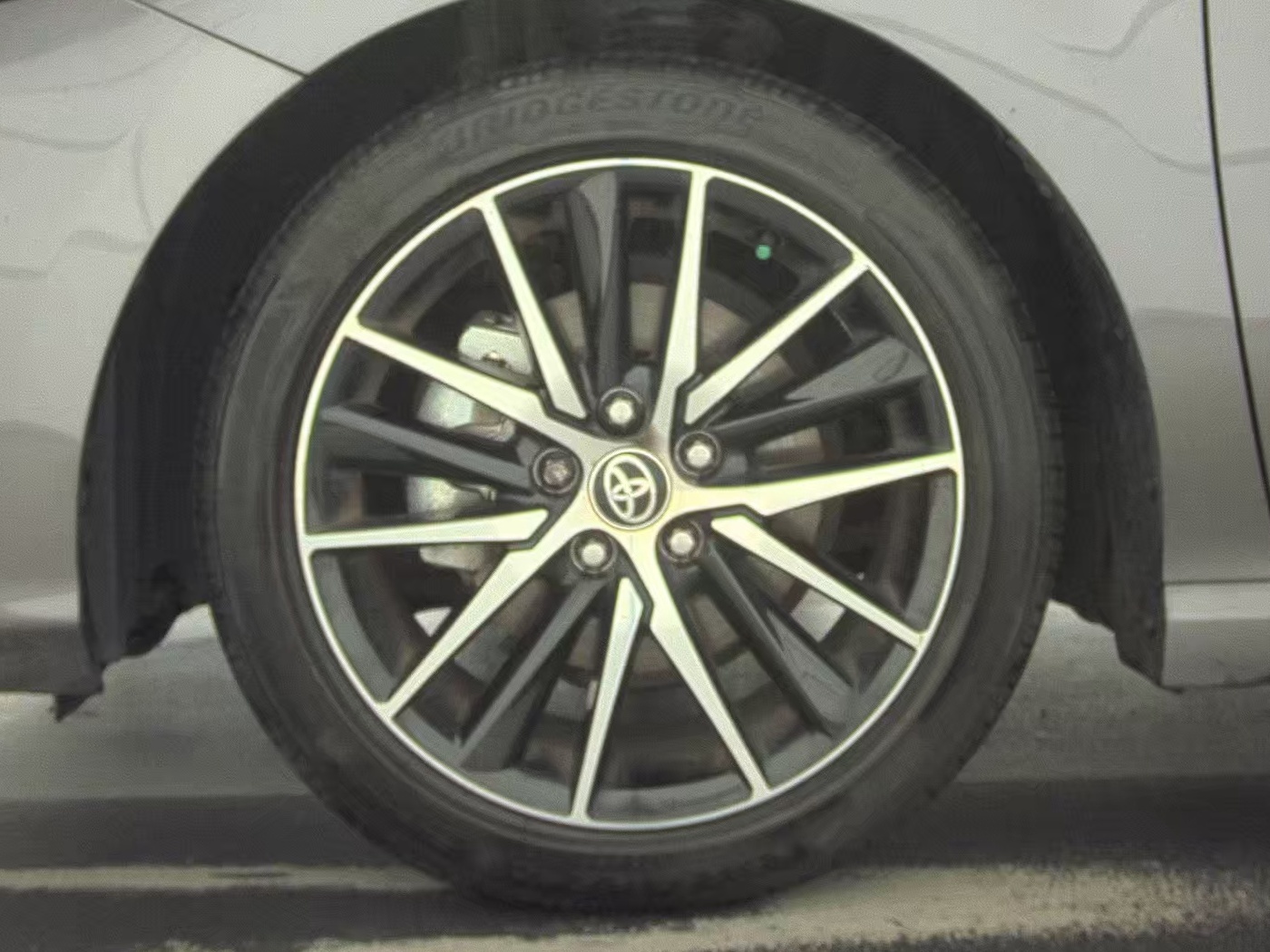 2024 Toyota Camry SE FWD