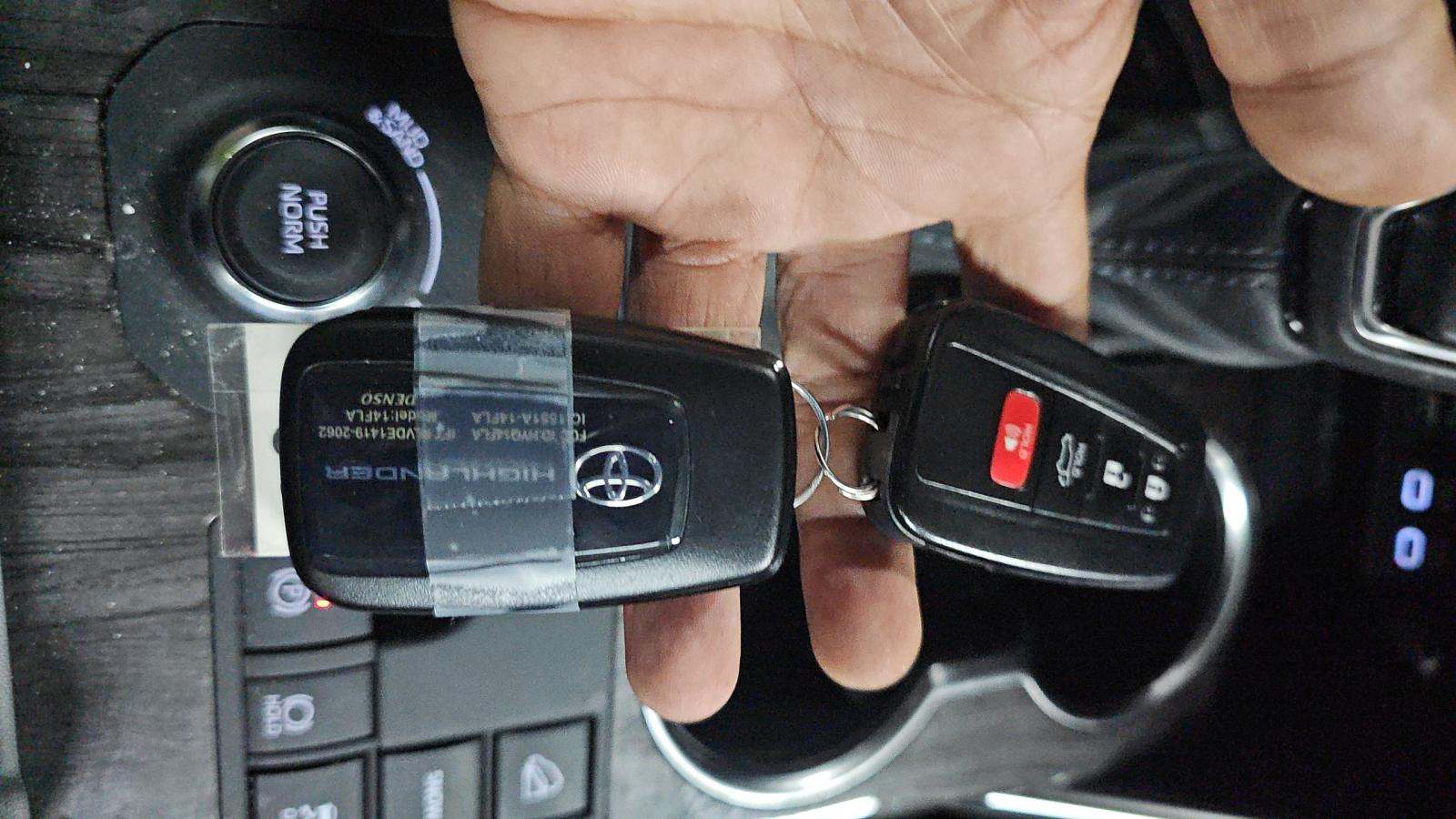 2023 Toyota Highlander Platinum AWD